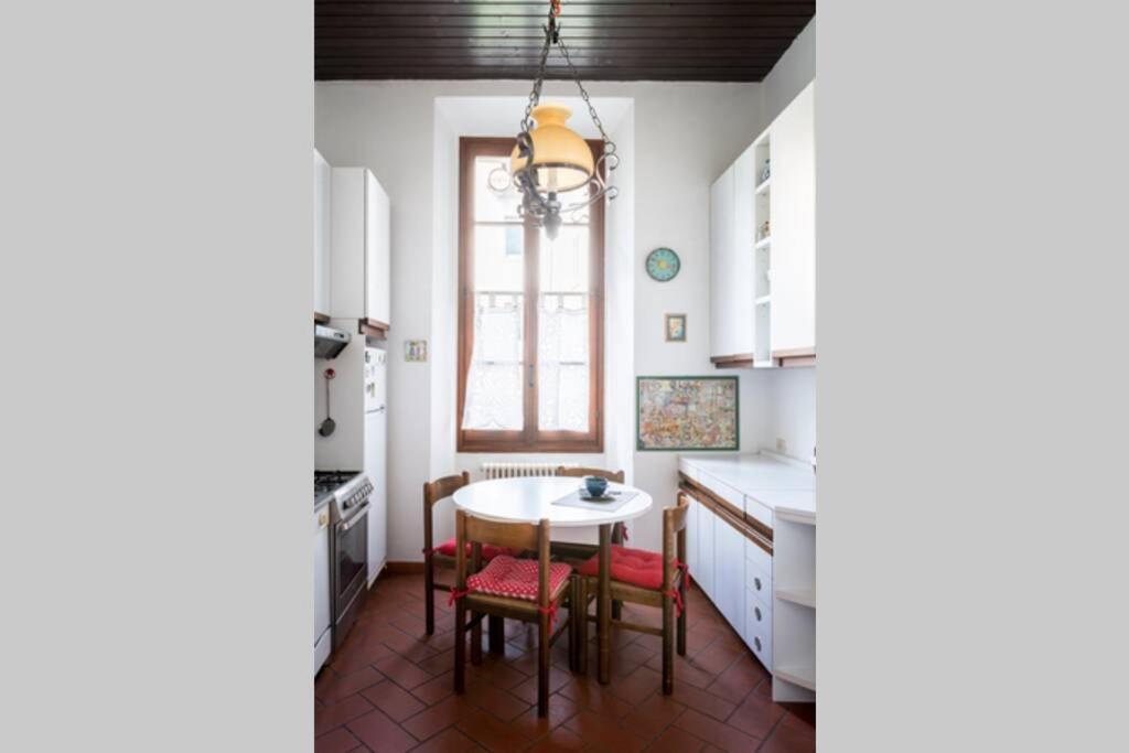 شقة Loft In Pieno Centro Storico كومو المظهر الخارجي الصورة